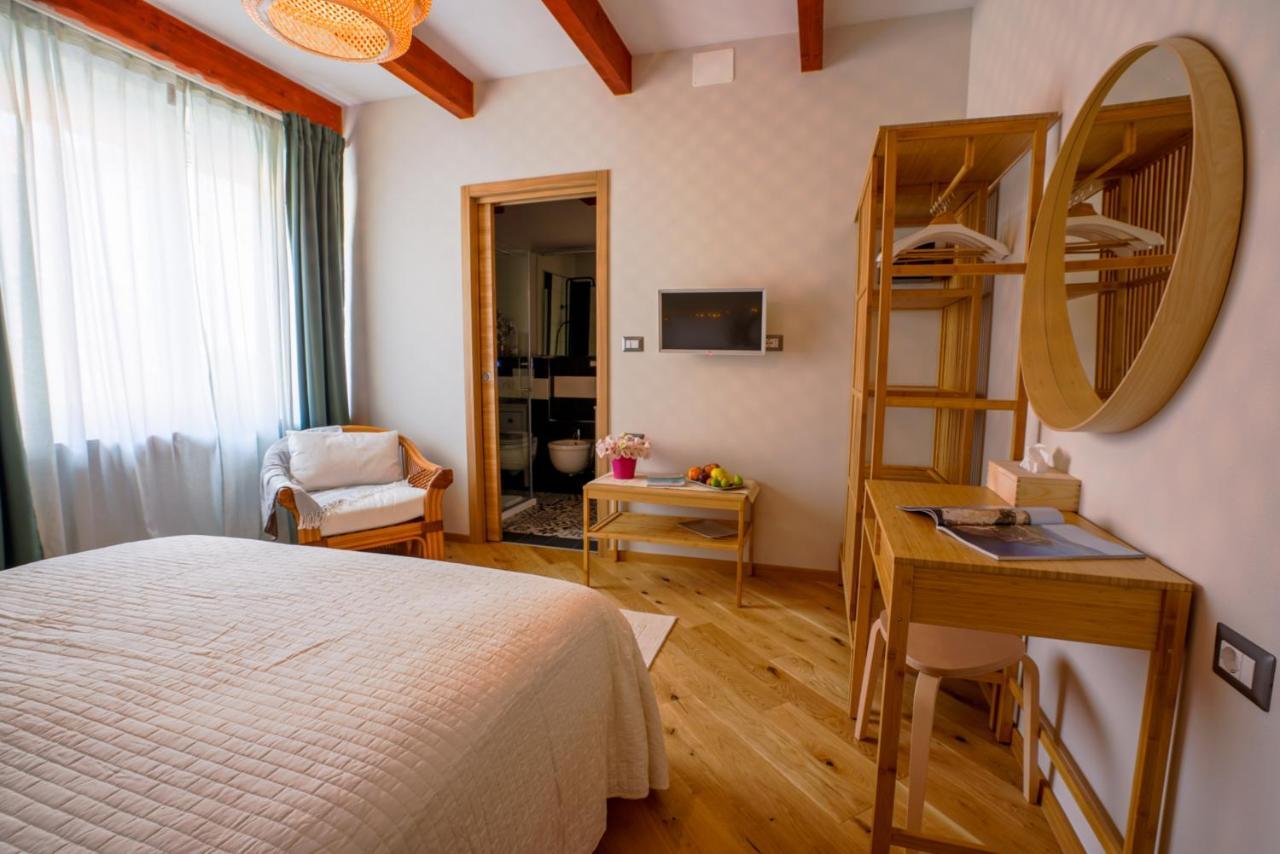 Sa Domo E Giuanne E Giuanna Bed and Breakfast Bosa Eksteriør billede