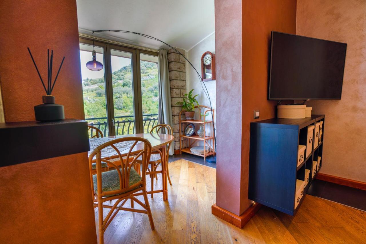 Sa Domo E Giuanne E Giuanna Bed and Breakfast Bosa Eksteriør billede